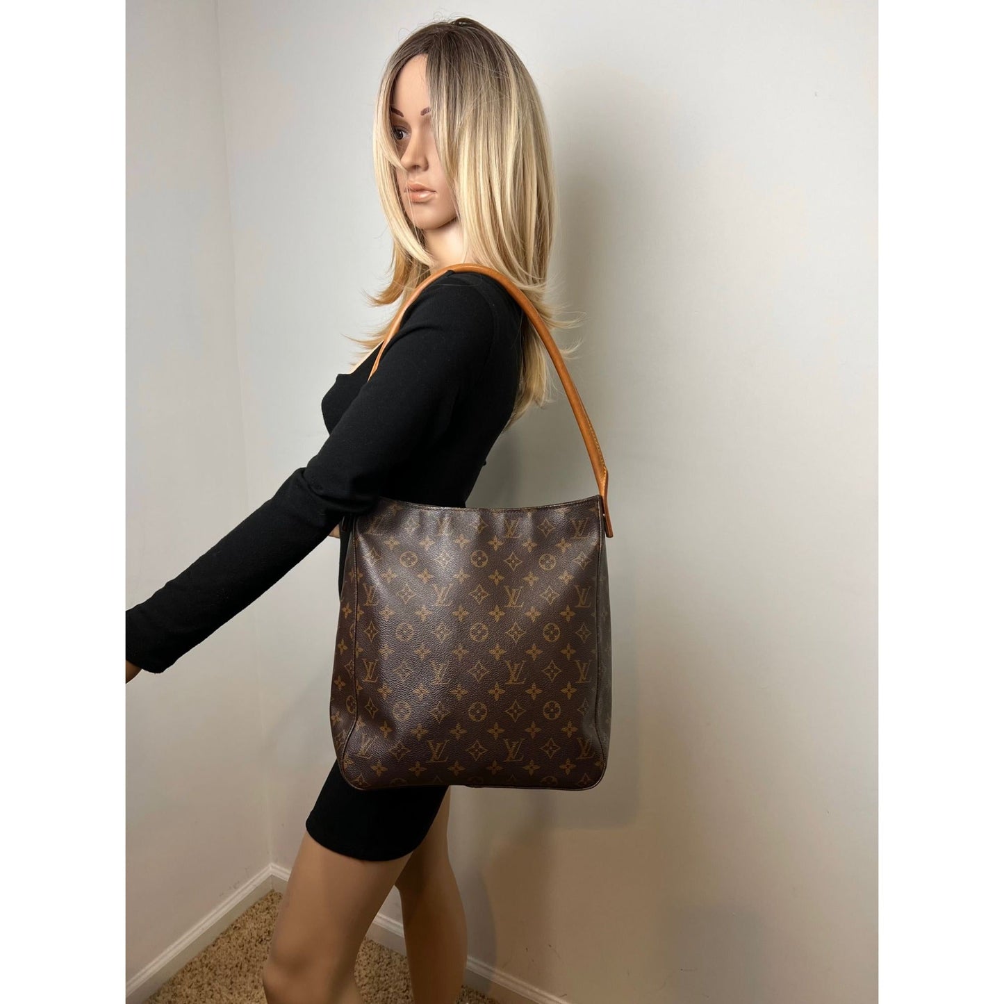 LOUIS VUITTON Looping GM Monogram Shoulder Bag