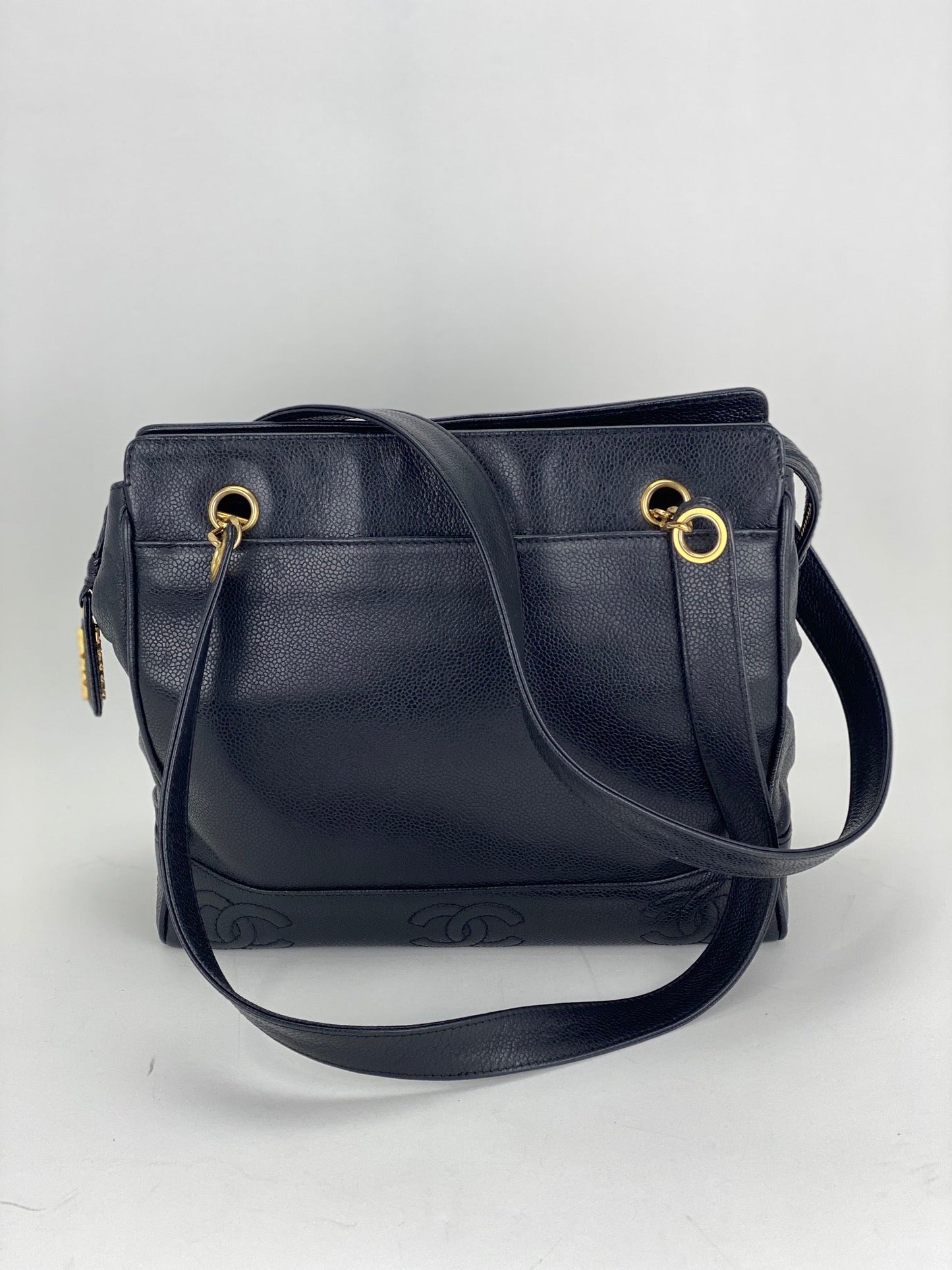 CHANEL Vintage Black Caviar Leather CC Zip Tote Shoulder Bag w/added insert Pre owned