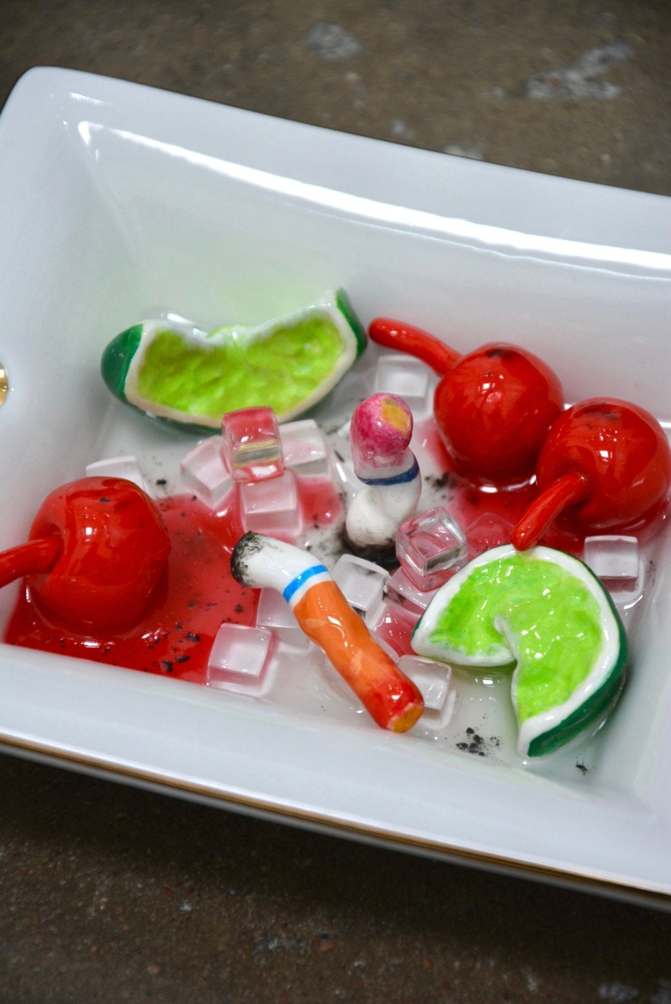 RETRO CHERRY LIMEADE ASHTRAY